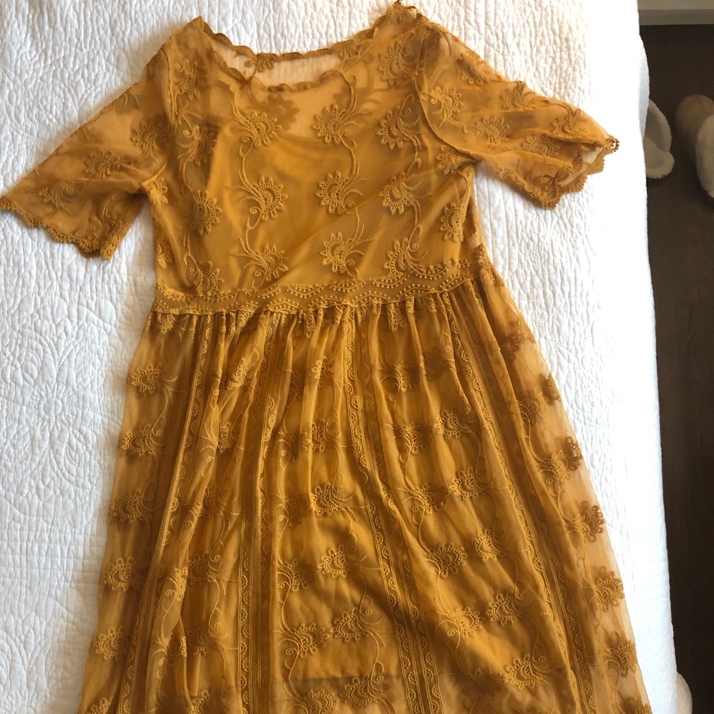 Xhilaration Lace Midi Dress